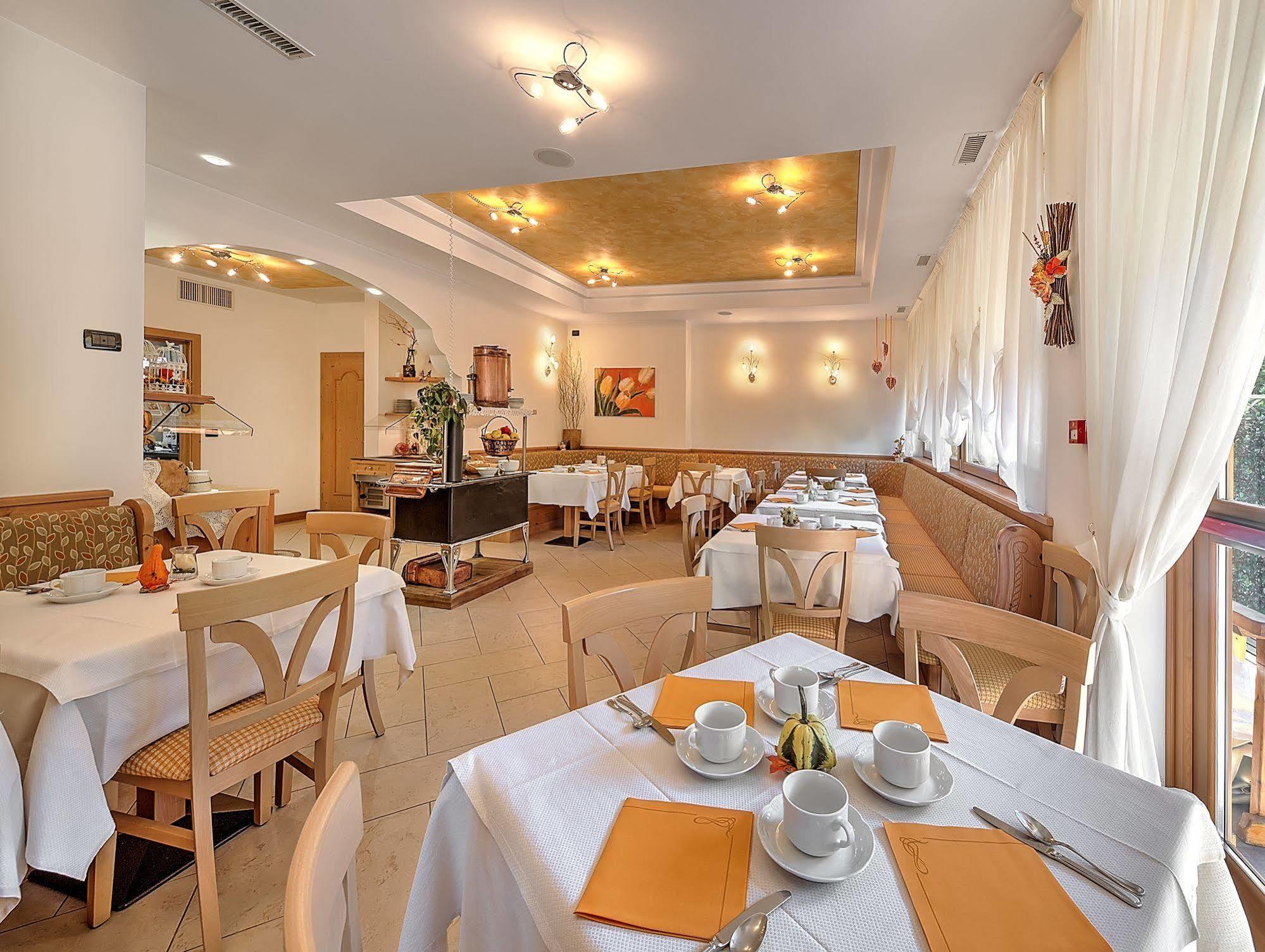 Hotel Garni La Vigna - Adult Friendly Сан-Мікеле-алл'Адідже Екстер'єр фото
