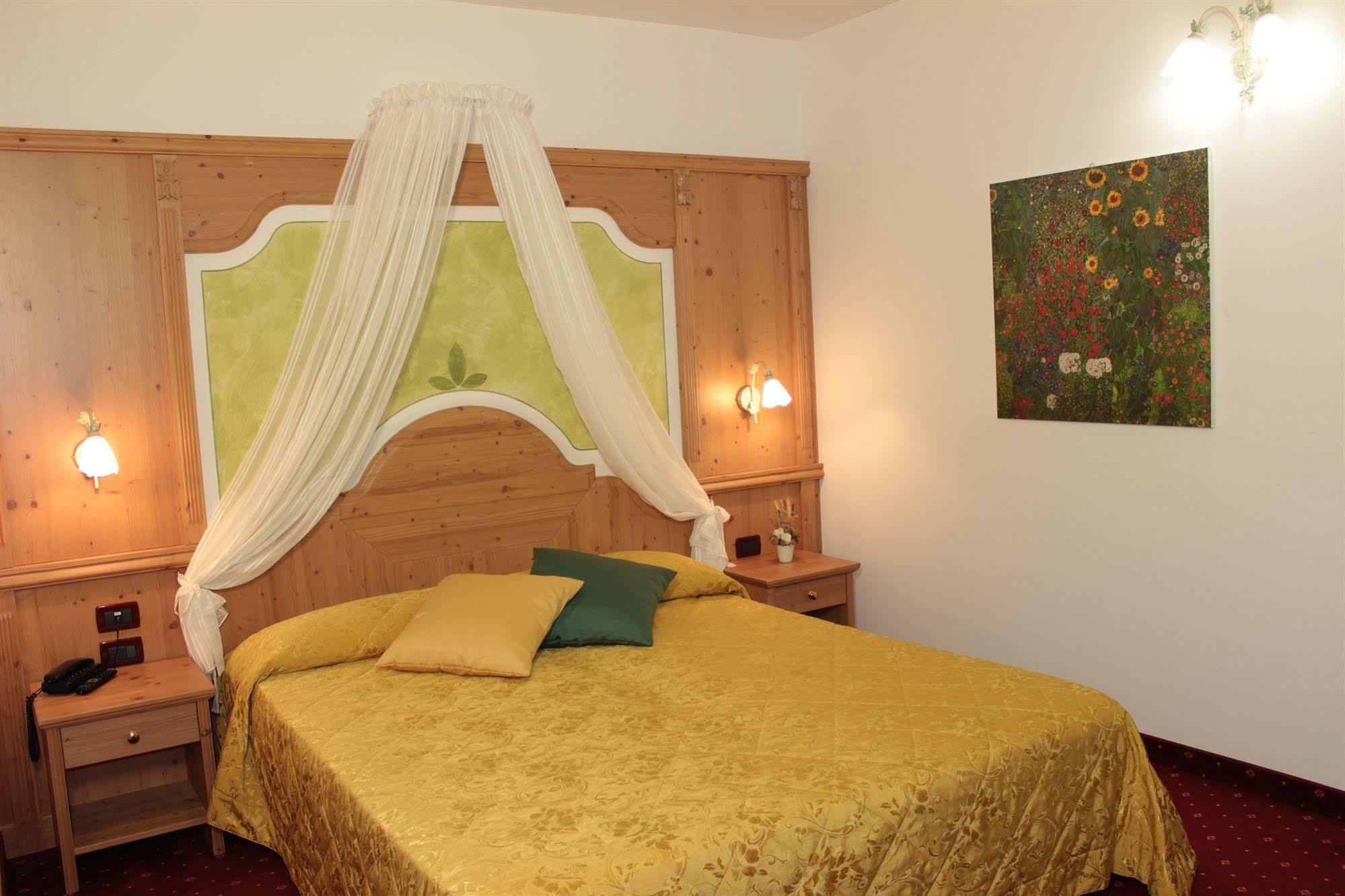 Hotel Garni La Vigna - Adult Friendly Сан-Мікеле-алл'Адідже Екстер'єр фото